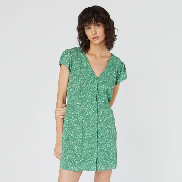 OAK + FORT Dresses & Skirts - OAK + FORT Floral Mini Dress in Bright Mint (green) 🍀 • Size S